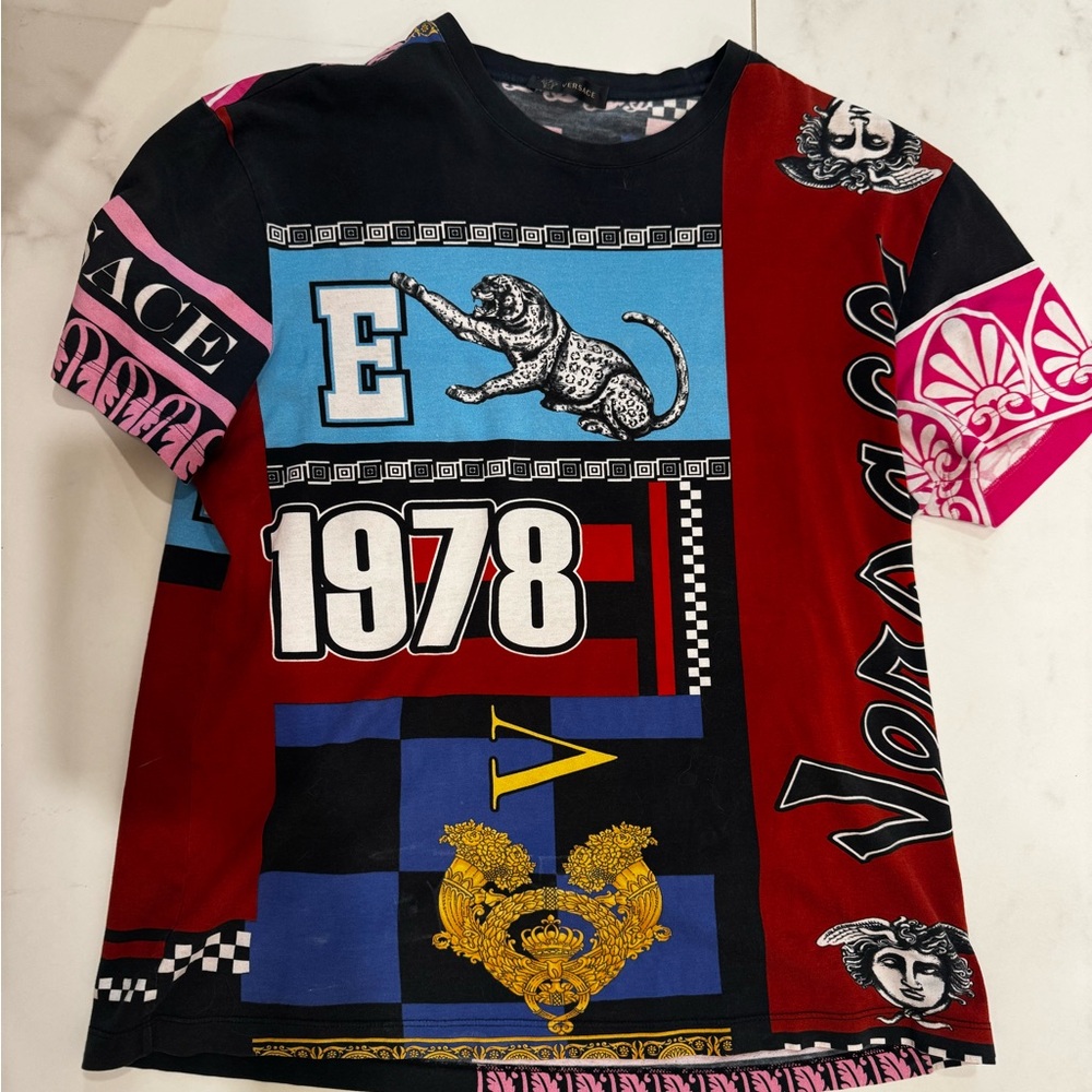 Versace graphic Tee shirt